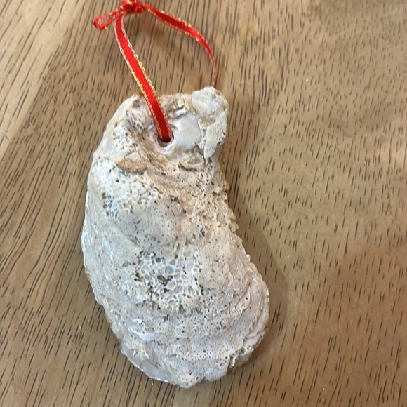 Handmade Paris Ornament - Picture 3 of 3